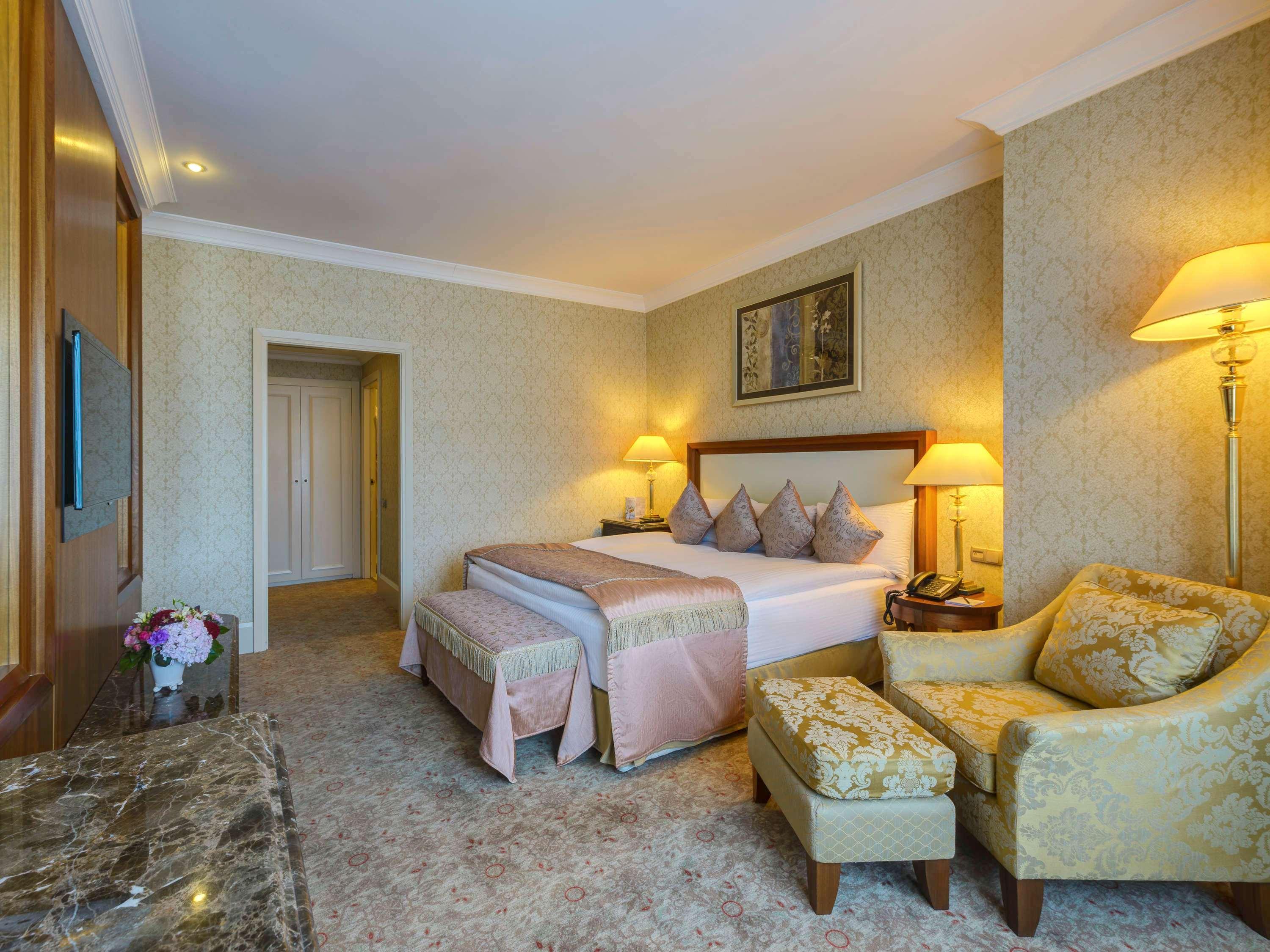 Rixos President Hotel Astana Exterior photo