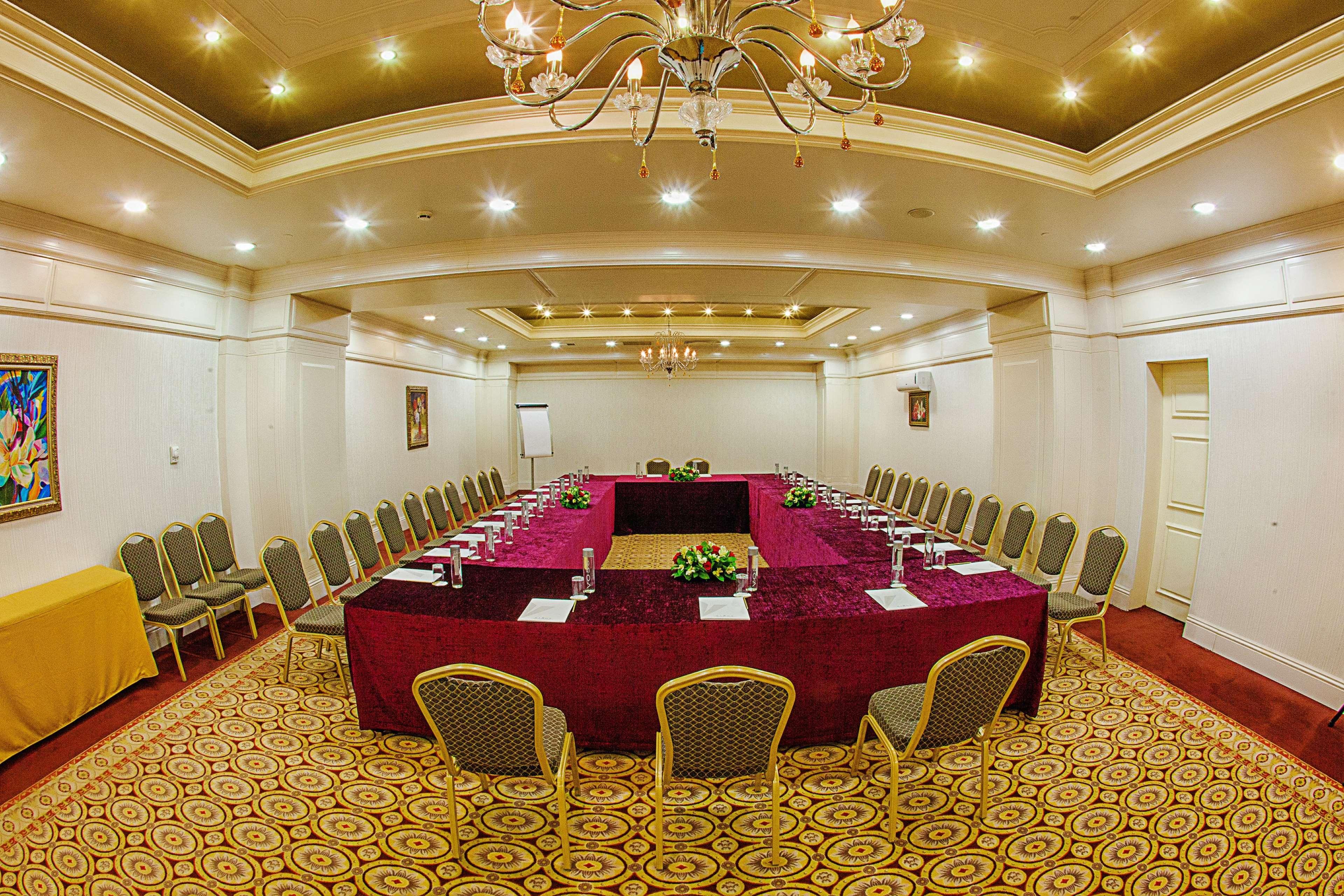 Rixos President Hotel Astana Exterior photo