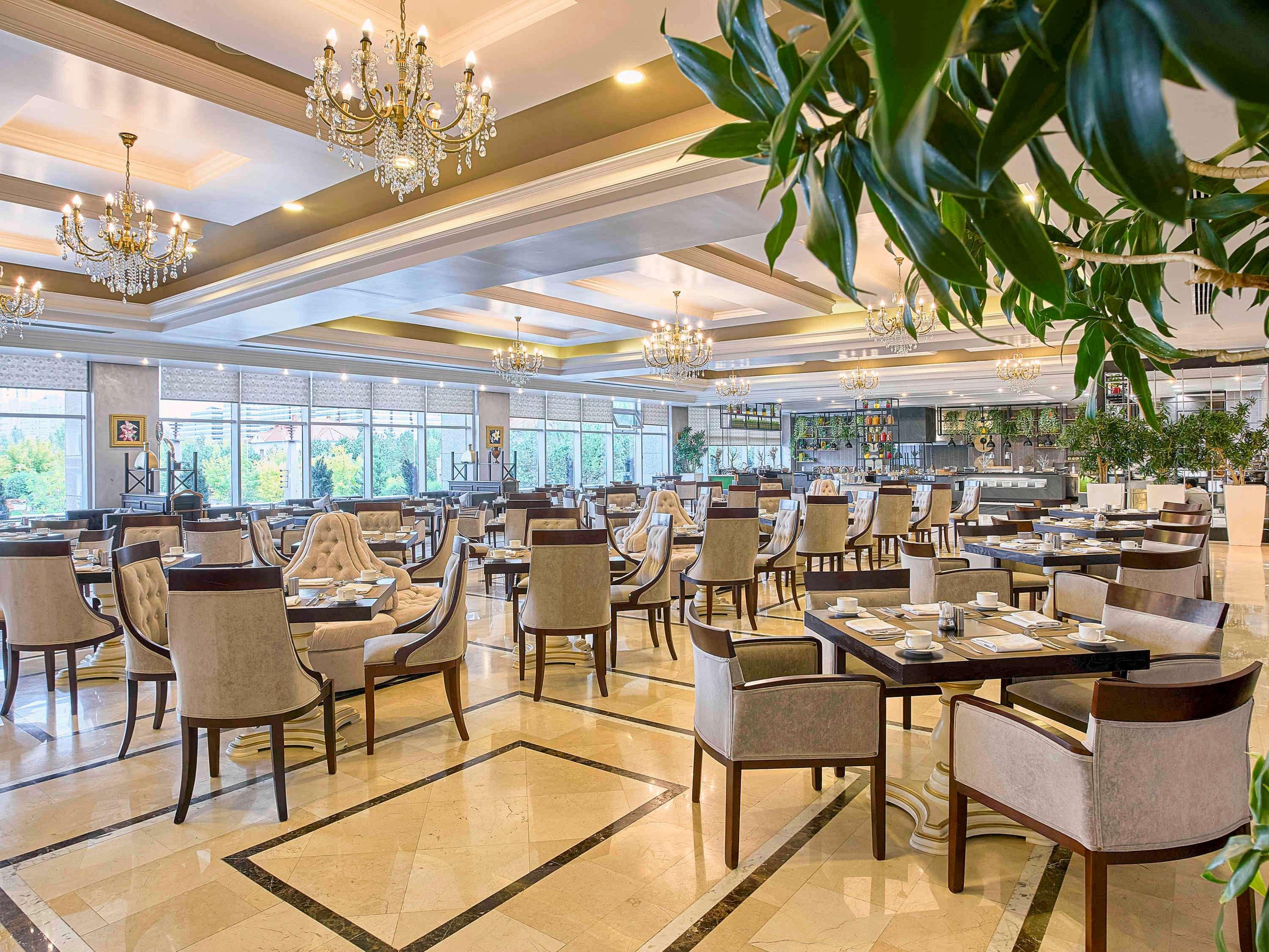Rixos President Hotel Astana Exterior photo
